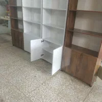 کتابخانه و قفسه