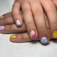 ارائه کلیه خدمات ژل با آف ویژه|خدمات آرایشگری و زیبایی|فولادشهر, A4|دیوار