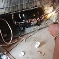 نصب اسپیلت و تعمیرات و تعمیرات یخچال خانگی و مغازی|خدمات پیشه و مهارت|زهک, |دیوار