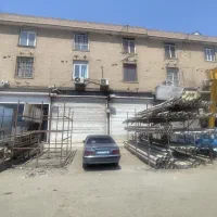 دو-دهنه-55-45-متر-مغازه-کنار-هم-با-بارانداز
