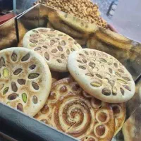 همکار خانم جهت کاردر کلوچه پزی