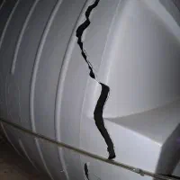 جوش جوشکاری پلاستیک تعمیر مخزن منبع اب پلی اتیلن