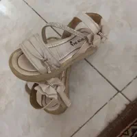 صندل دخترانه درحد نو