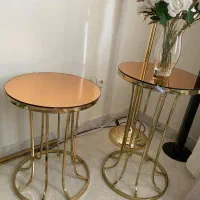 میز کنارسالنی