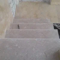 فروش سنگ نما وپله به قیمت فاکتور بدلیل تغییرشغل