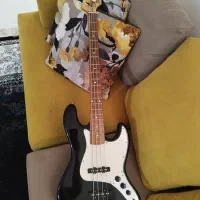 گیتار بیس  squier 31500000|گیتار، بیس، امپلیفایر|بندرعباس, |دیوار