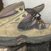 کفش کوهنوردی سالامون