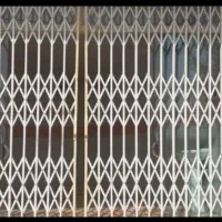 اجاره مغازه نبش خیابان شلوغ|اجارهٔ مغازه و غرفه|اصفهان, شهرک امام خمینی|دیوار