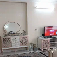 آینه کنسول ومیزدحدنو|بوفه، ویترین، کنسول|شاهین‌شهر, خانه کارگر|دیوار