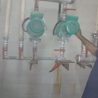 تعمیر پمپهای موتورخانه وکمپرسورهای باد