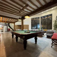 ویلا-باغ-مدرن-وعالی