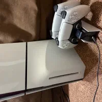 PS5 slim standard.1TB.با یک دسته اضاف و پایه شارژر