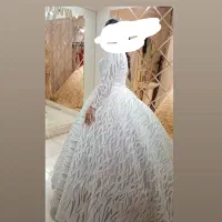 لباس عروس در حد نو