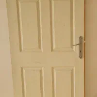 درب چوبی اتاق