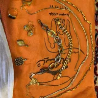 طلا بدون اجرت ۳۵۰ گرم