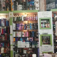 ویترین لوازم آرایشی