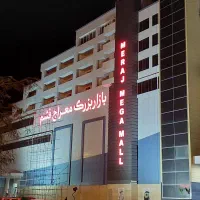 غرفه-تجاری-در-بازار-بزرگ-معراج-قشم