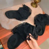 جوراب لب توری مشکی و سفید