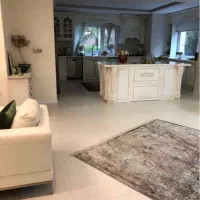 اپارتمان ۱۶۰ متری رهن