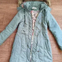 تعدادی کاپشن و بارانی دخترانه در حد نو سایز ۳۶/۳۸|لباس|تبریز, |دیوار