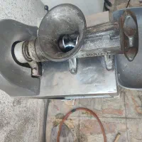 چرخ گوشتی ۳۲ تسمه ای همه کاره|کافیشاپ و رستوران|شیراز, کوشک میدان|دیوار