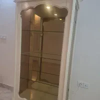 ویترین کلاسیک بسیار شیک و تمیز قیمت پایین