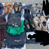 کفش چرمی و شلوار جین