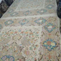 دو تخته فرش ۹ متری گلبرجسته با پرده ست