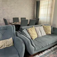 مبل راحتی و میز ناهارخوری