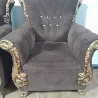 مبل تاج دار ۷ نفره|مبلمان خانگی و میز عسلی|صومعه‌سرا, |دیوار