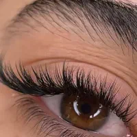 کاشت مژه تخفیفف