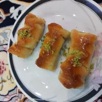 باقلواترکی و کیک یزدی