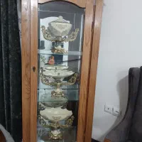 گنجه سالم و نو با وسیله های داخلش