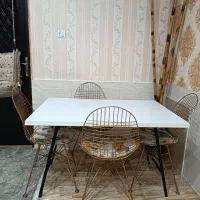 میز چهار نفره