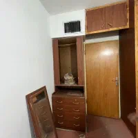 درب اتاق ودرب سرویس بهداشتی. سالم با چهارچوب