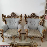 مبل نیم ست، سلطنتی