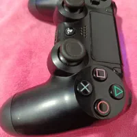 دسته اصلی و سر کارتنی ps4 در حد آک