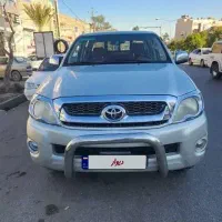 تویوتا هایلوکس 2010