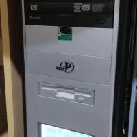 کیس کامپیوتر و مانیتور