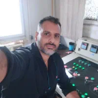 اپراتور حرفه ای بچینگ پلانت و درگلاین ۱۴سال سابقه