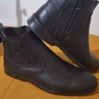 نیم بوت چرم|کیف، کفش، کمربند|اندیشه, اندیشه فاز ۴|دیوار