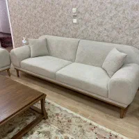 مبلمان راحتی ۷ نفره که راحت ۹ نفر نشیمن میده|مبلمان خانگی و میز عسلی|تهران, زعفرانیه|دیوار