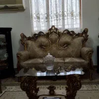 مبل و میز نهارخوری