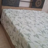 تخت دونفره