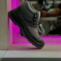 کفش ایمنی فایق|کیف، کفش، کمربند|باسمنج, |دیوار