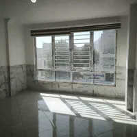 ۷۵ متر طبقه بالا/ تجاری /میدان رازی/ کلید اول