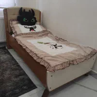 تخت کودک ونوجوان آپادانا