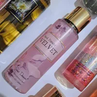 گالری عطرهای مینیمال 25 میل و 50 میل|آرایشی، بهداشتی، درمانی|بوشهر, |دیوار