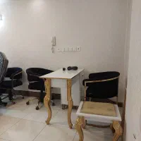 اجار لاین اقتصادی ناخن رنگ بافت اکستنشن مژه میکاپ|اجارهٔ دفتر کار، اتاق اداری، مطب|مشهد, سجاد شهر|دیوار