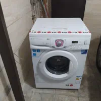 لباسشویی الجی ۷ کیلویی در حد نو و سالم  به شرط تست